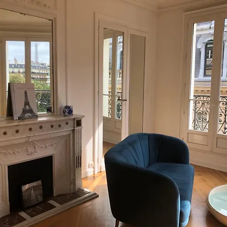 Vue Tour Eiffel Et 5 Minutes Des Champs-elysees 2 16 Etoile *