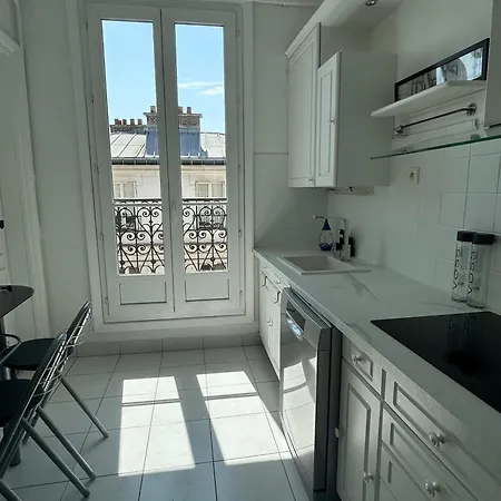 Apartment Vue Tour Eiffel Et 5 Minutes Des Champs-elysees 2 16 Etoile